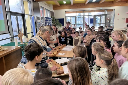 Hagyomány és hangzás – a magyar hangszerek napja az aulában