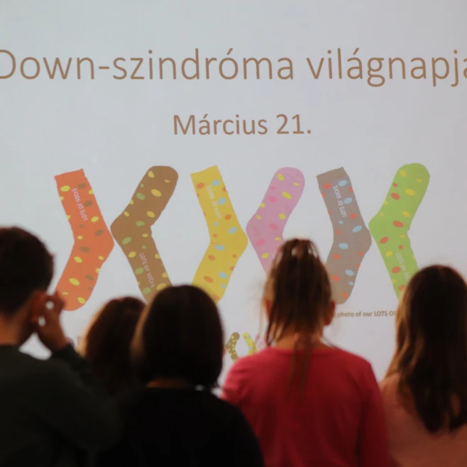 Felemás zoknik, azonos érték – így ünnepeltük a Down-szindróma világnapját