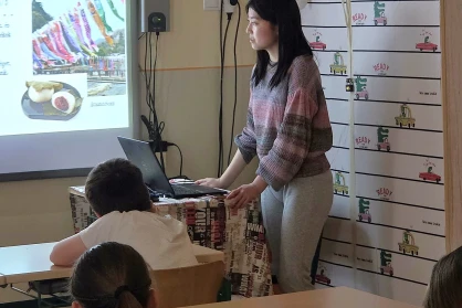 Távoli kultúra testközelből – Japán vendég a 6.A osztályban