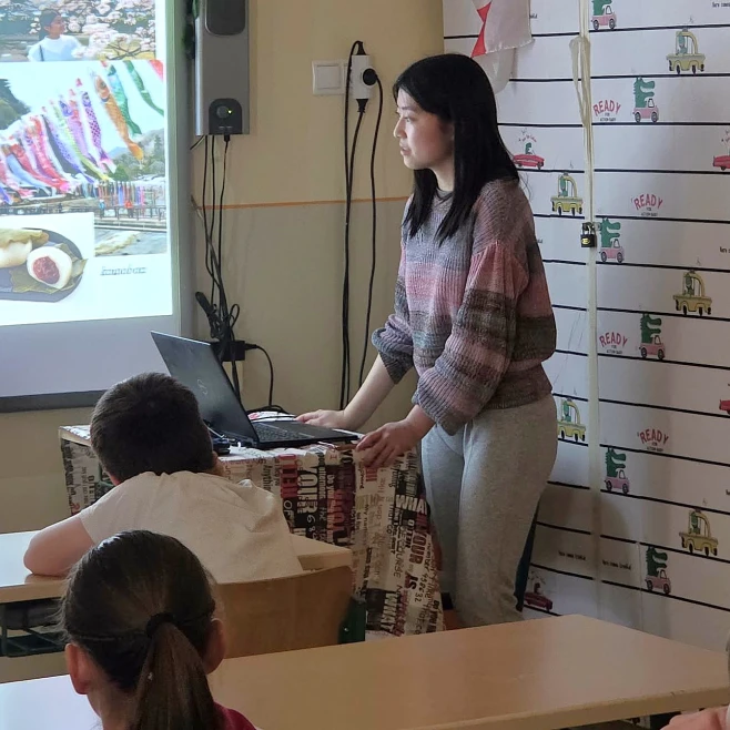 Távoli kultúra testközelből – Japán vendég a 6.A osztályban