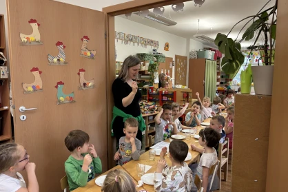 Közös asztal, közös élmény – pászka vacsora az óvodában