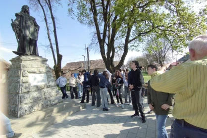 Várfalak, történetek és emlékhelyek – egy sűrű nap a Felvidéken