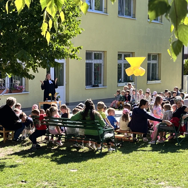 Kockáról kockára épült a hála az óvodai Te Deumon