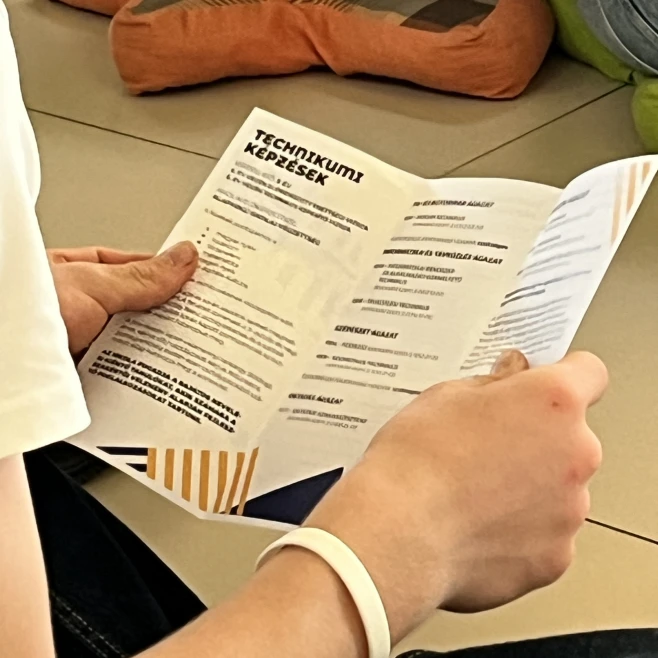 Szakmák, lehetőségek, diákszemmel – bemutatkozott a Handler